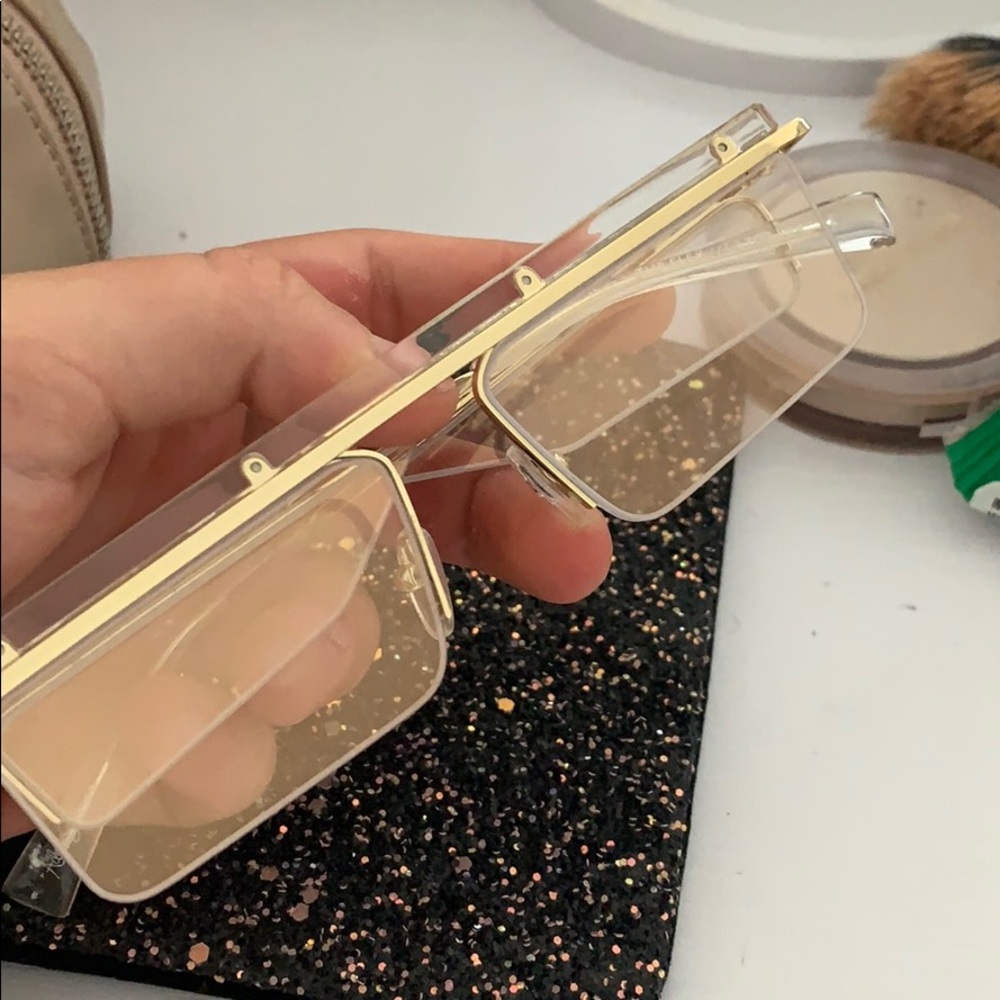 ADAM SELMAN LE SPECS “THE FLEX” GLASSES